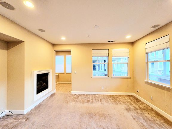 4th image of 1100 Live Oak Way APT 1101
