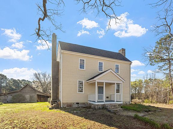 2nd image of 7404 Halifax Rd