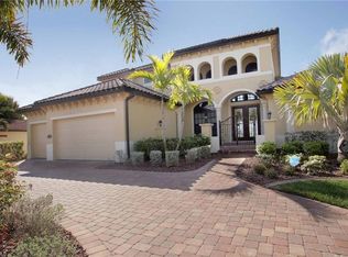 1130 Lenox Ct, Cape Coral, FL 33904