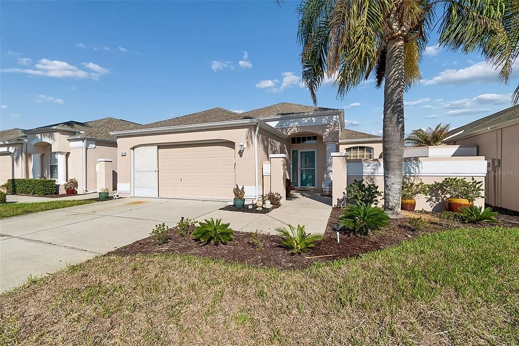 284 Royal Palm Way