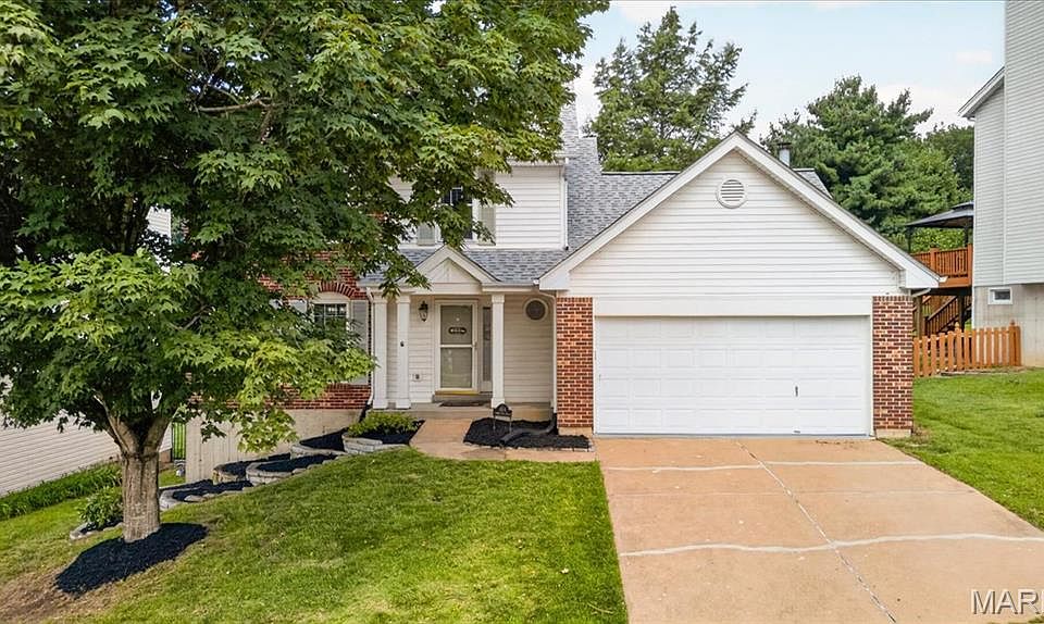 1st image of 654 Summer Top Cir