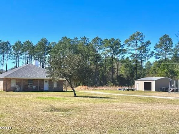 4400 Sammie Hearndon Rd, Moss Point, MS 39562