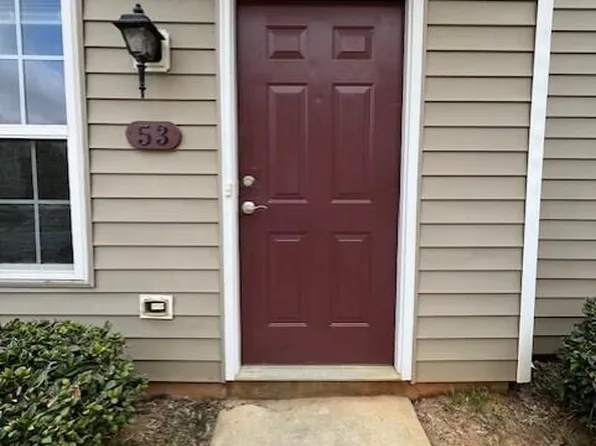 53 Red Ln, Raleigh, NC 27606