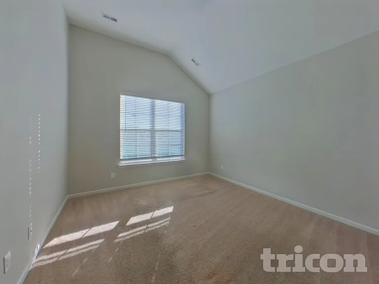 15 Attucks Ct — Photo 7