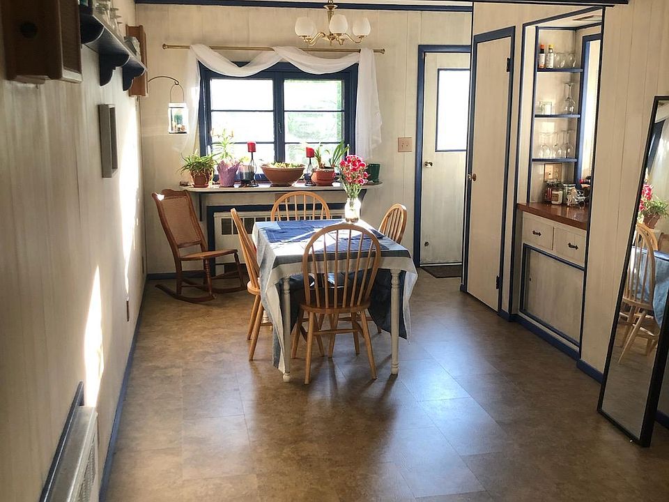 2nd image of 361 Ellison Ave Floor 1