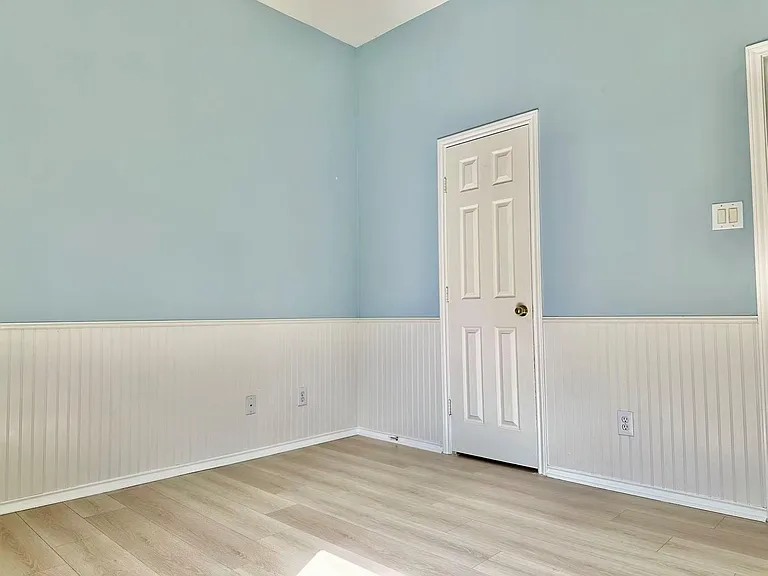3131 Valley Ct — Photo 23