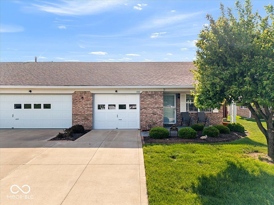 1st image of 1333 N Apple Lake Dr