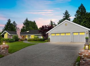 2710 86th Ave NE, Clyde Hill, WA 98004