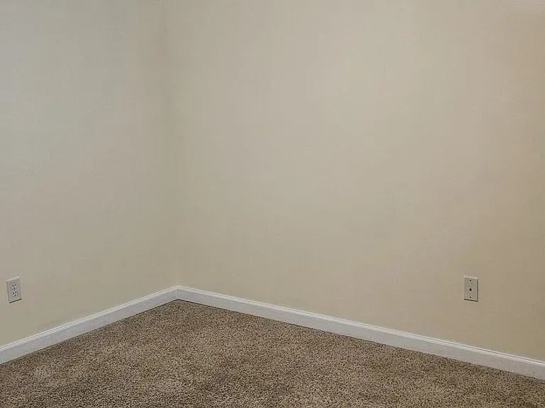 89 Shady Lane Cv E — Photo 16