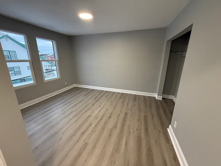 7430 Alaska St — Photo 5