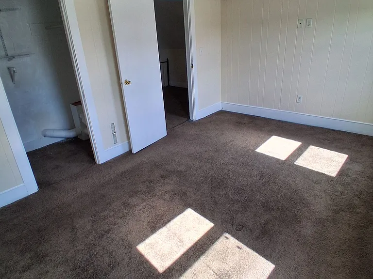 19 Water St #A — Photo 7