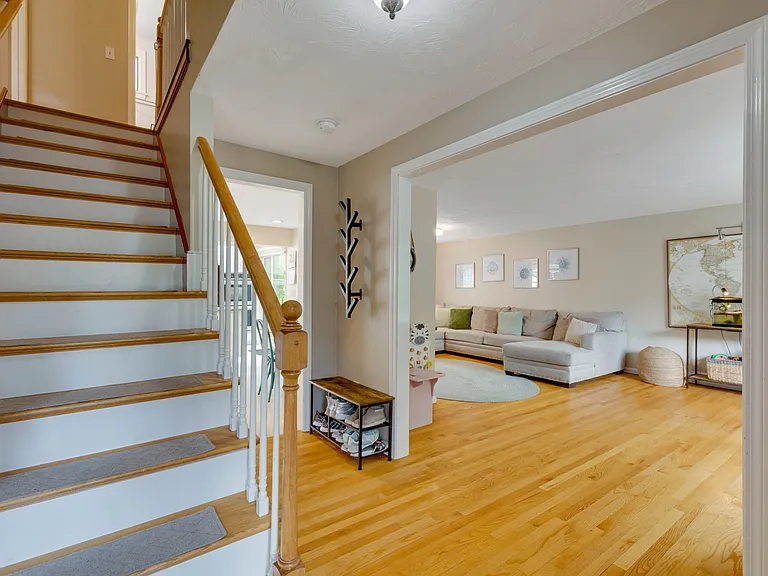 43 Joseph Rd — Photo 10