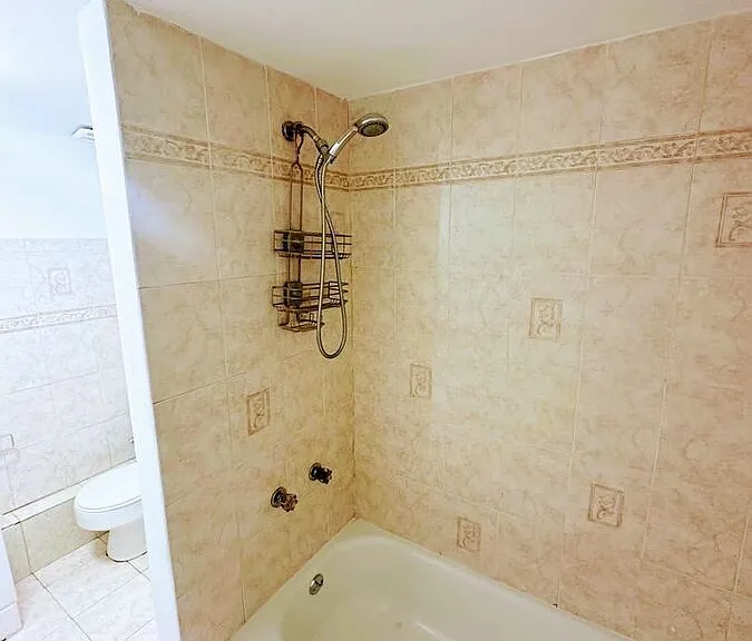 1623 Ogden St #2 — Photo 31