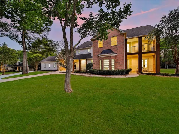 33319 White Oak Ct, Magnolia, TX 77354