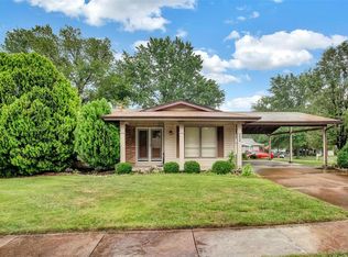 324 Statewood Dr, Ballwin, MO