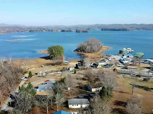 206 Lakeshire Dr, Spring City, TN 37381