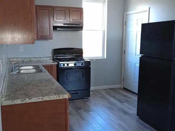 502 W Shelby St APT D, Falmouth, KY 41040