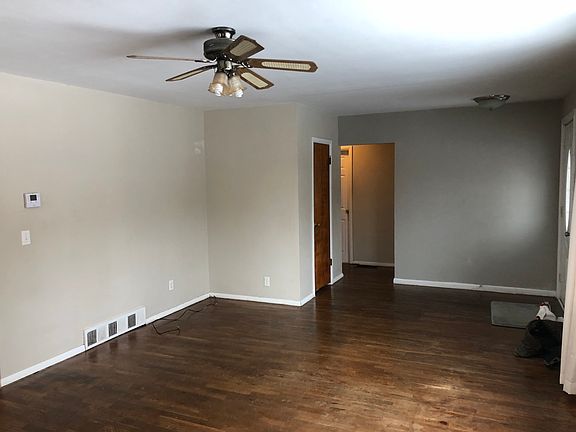 4th image of 2675 Dunnigan Ave NE
