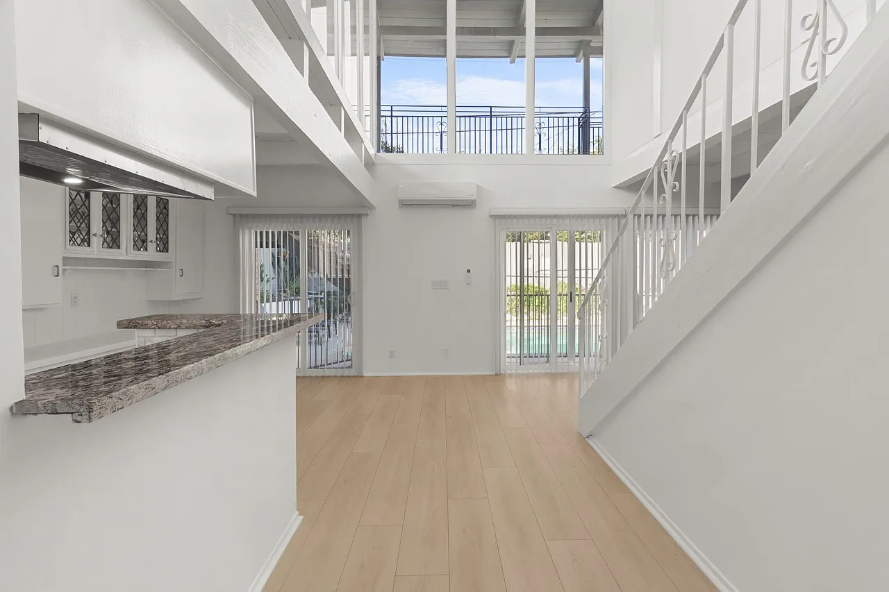 2 bed, 1520 sqft, $3,995 — Photo 1