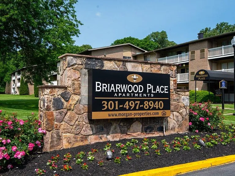 Briarwood Place Apartment Homes — Photo 19