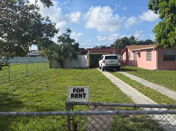2467 NW 90th St, Miami, FL 33147