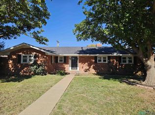 1801 Eastridge Dr, Clovis, NM 88101