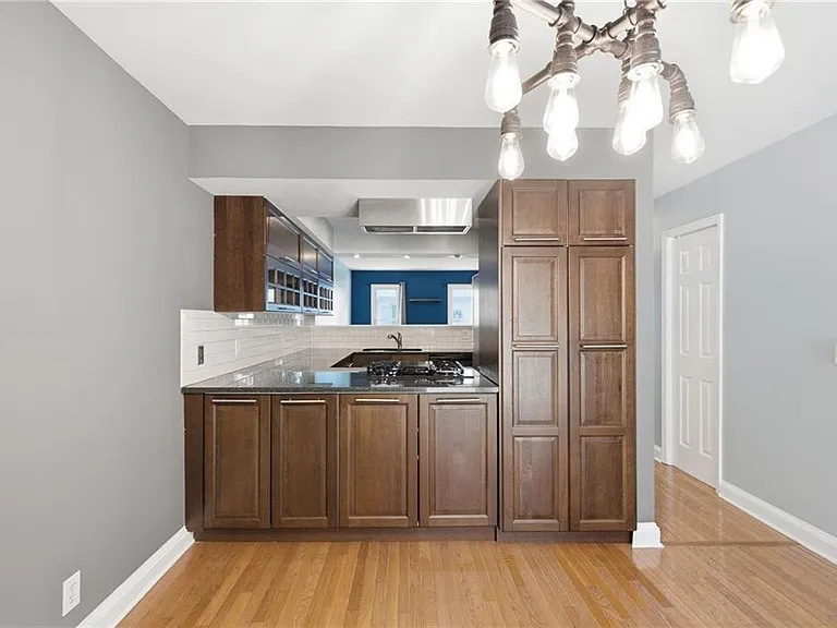 856 Saint Charles Ave NE #8 — Photo 13