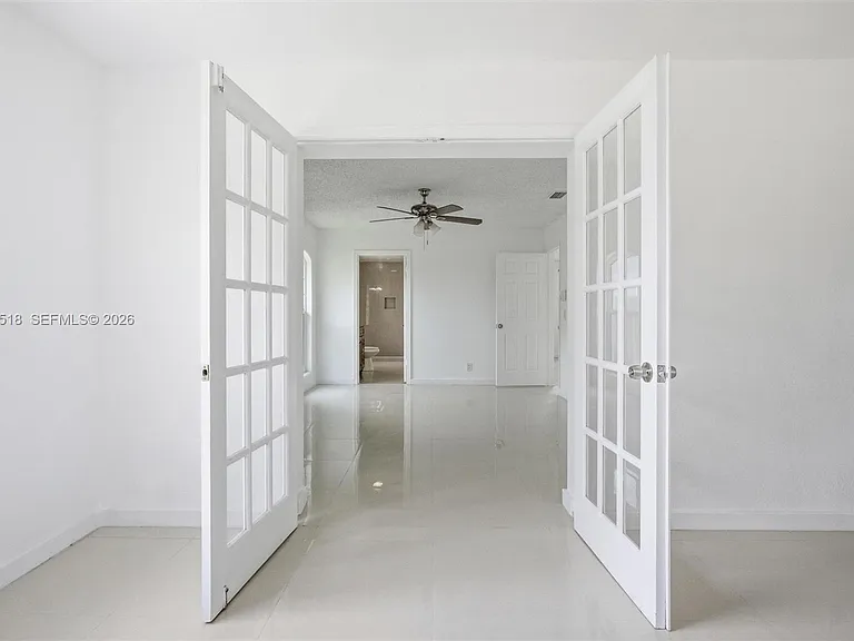 7434 Thatcher Ave — Photo 11