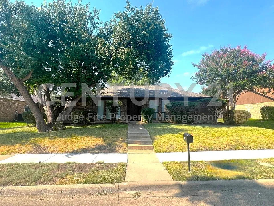 4517 Boston Dr
