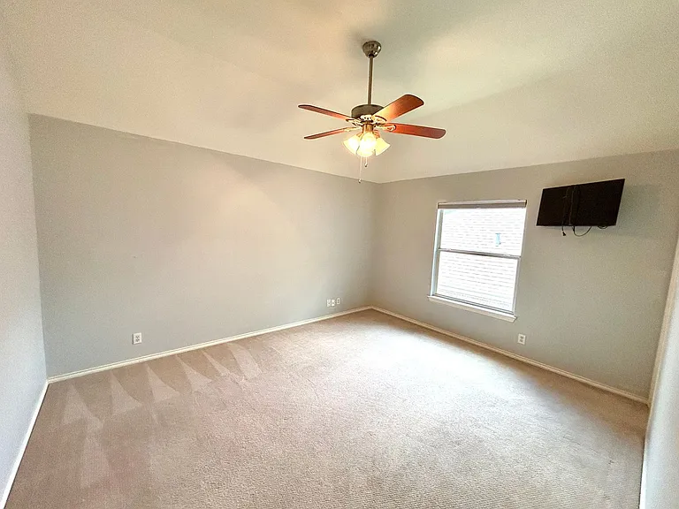 8807 Brae Ridge Dr — Photo 17