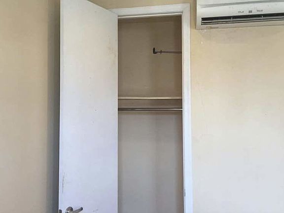4th image of 343 Linden St #2CC