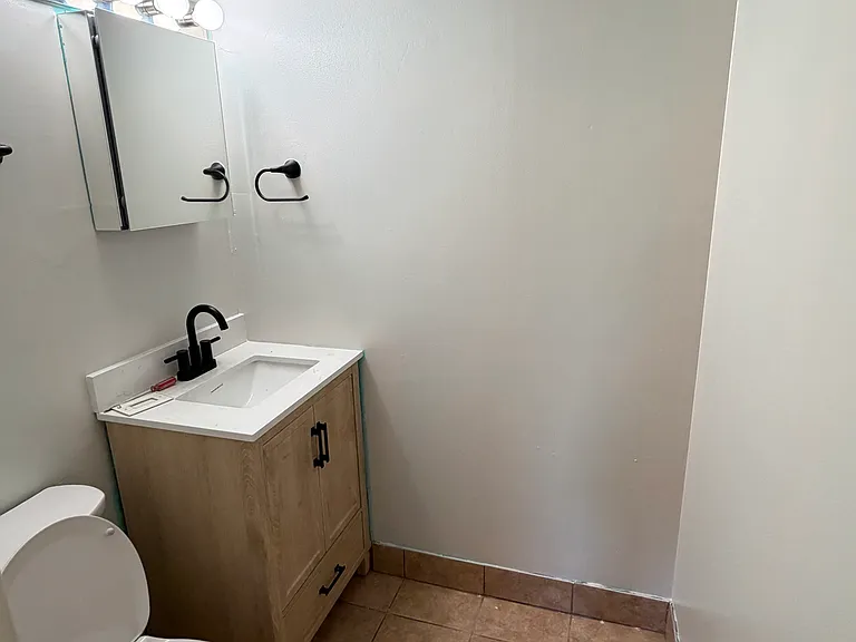 300 S Roselle Rd #206 — Photo 17