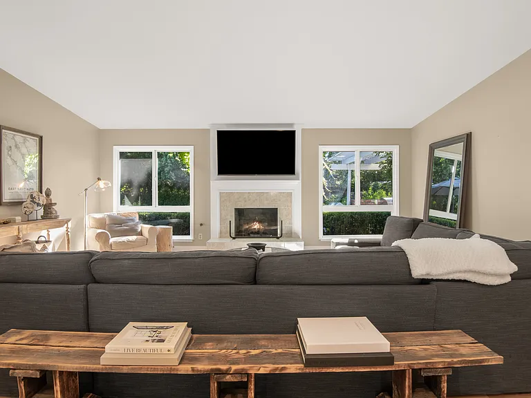 3109 Rollings Ave — Photo 8