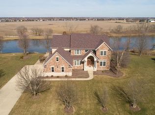 5050 Half Round Rd, Oswego, IL 60543