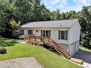 2750 Rutrough Rd, Roanoke, VA 24014