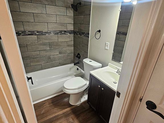 4th image of 10568 Spring Garden Dr