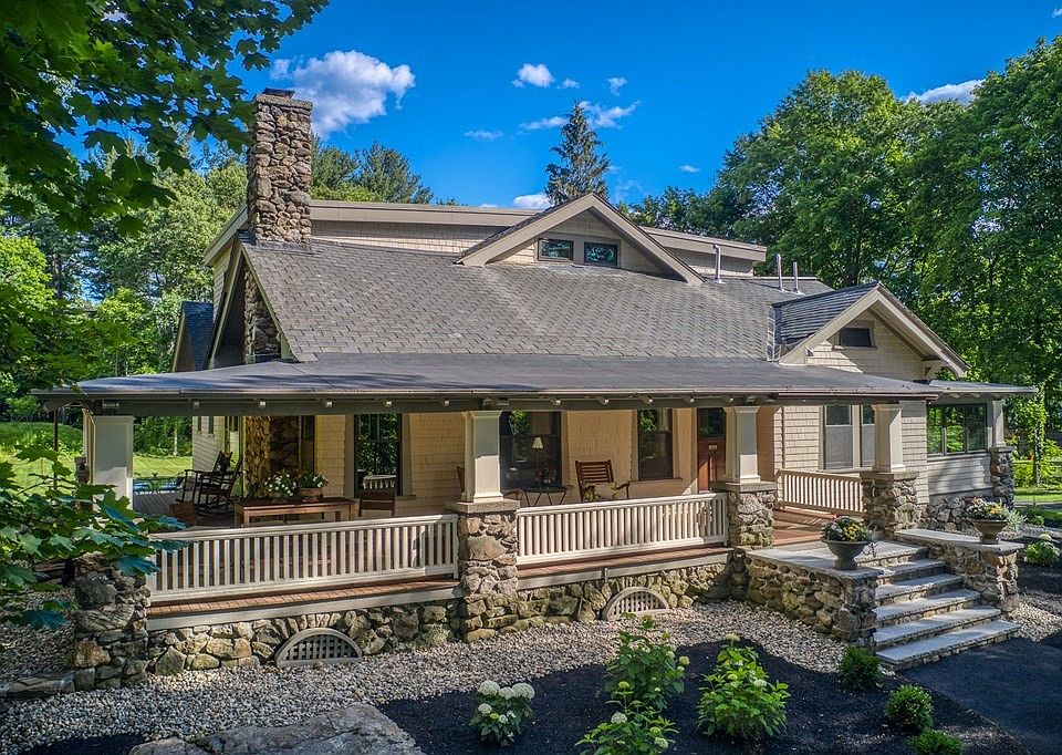 131 Elm St, Andover, MA 01810 Zillow