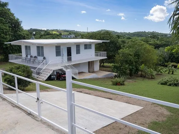 595 Commons Villa Borinquen, Vieques, PR 00765