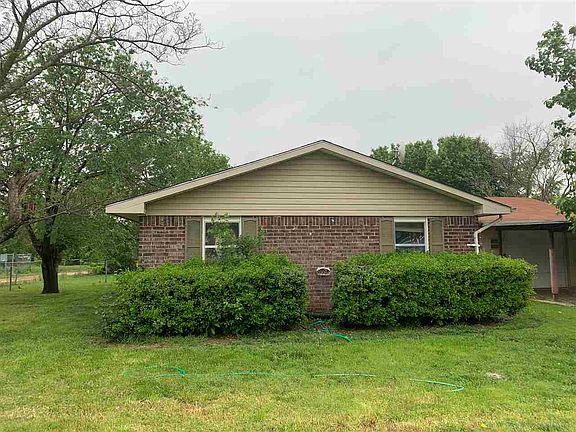 4th image of 502 Buffalo Ave