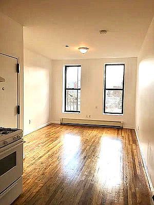 1st image of 177 Richards St #5