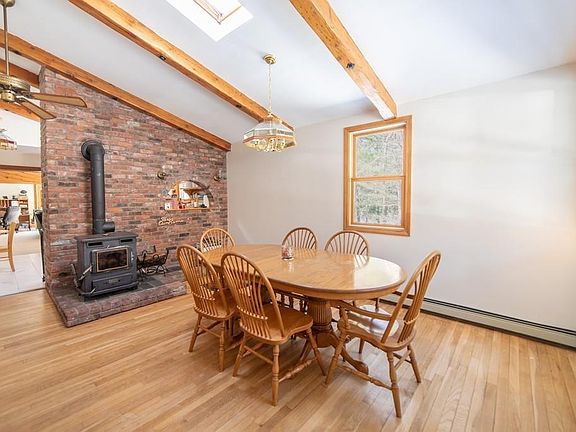 5th image of 18 Worcester St