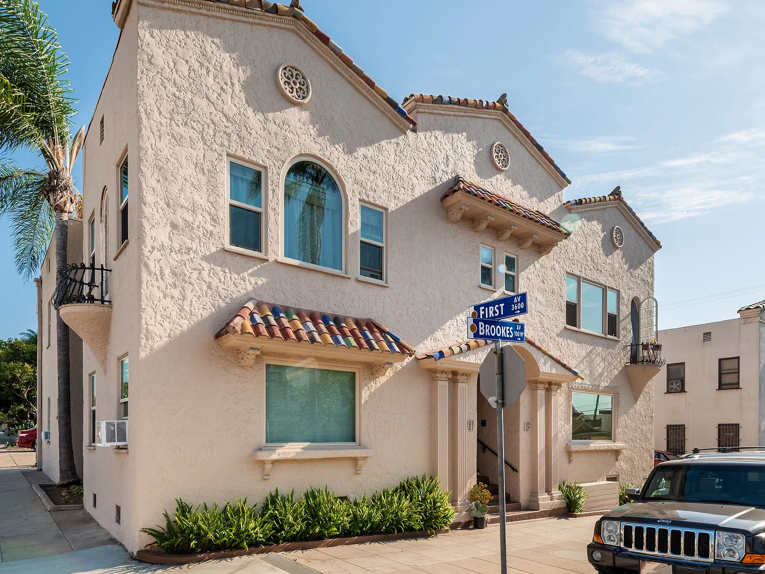 2 bed, 1200 sqft, $3,245 — Photo 3