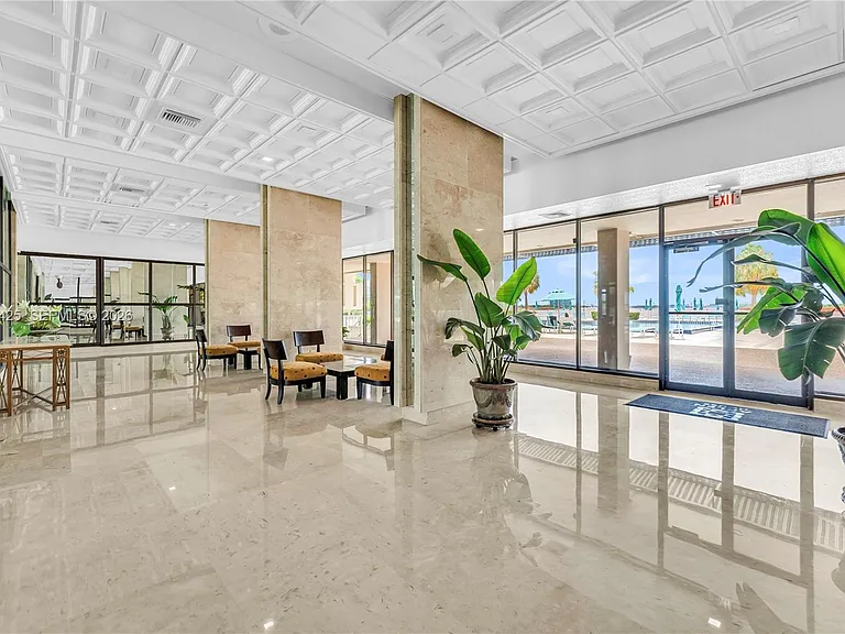 300 Bayview Dr #214 — Photo 42