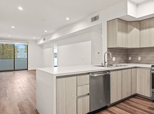 129 S Kings Rd PENTHOUSE 2, Los Angeles, CA 90048