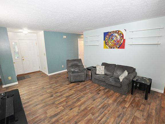 3rd image of 11403 Fairweather Pl