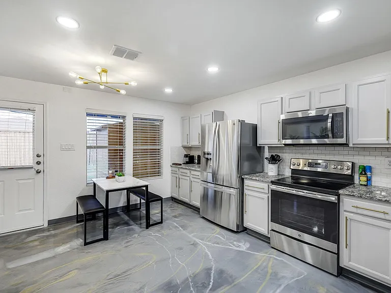 3116 Paolo Dr — Photo 41