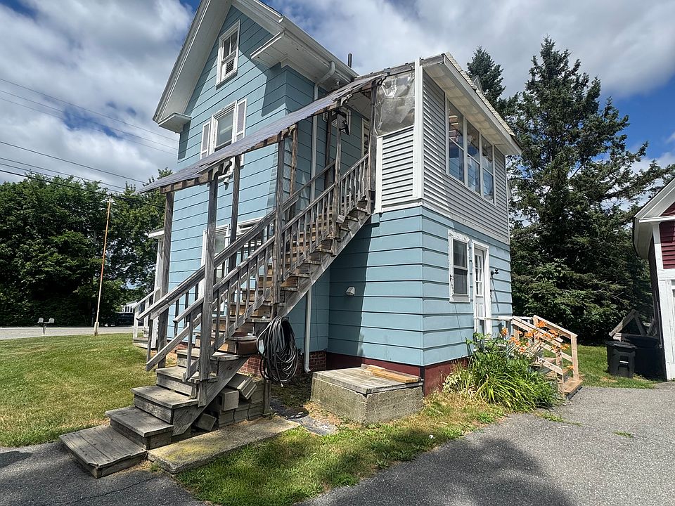 1st image of 310 River Rd #2
