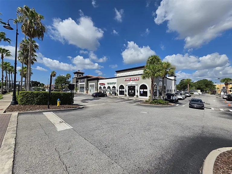 139 Oyster Bay Cir #220 — Photo 35