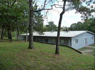 5 Church Dr, Kimberling City, MO 65686