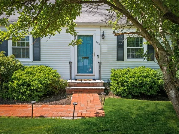 184 Dodge St, Beverly, MA 01915
